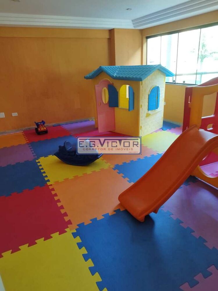 Apartamento à venda com 3 quartos, 130m² - Foto 15