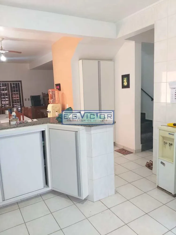 Sobrado, 4 quartos, 1 m² - Foto 8