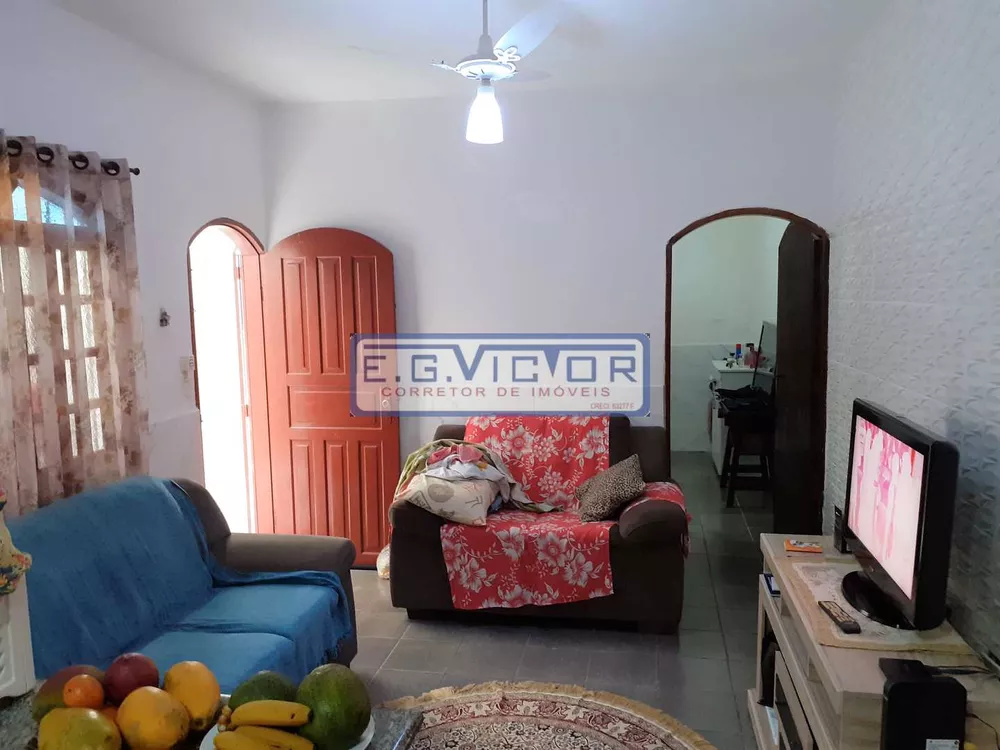 Casa à venda com 2 quartos, 80m² - Foto 4