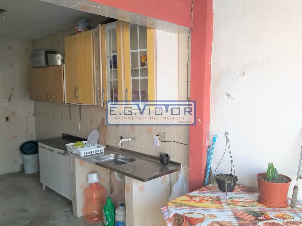 Casa à venda com 2 quartos, 1m² - Foto 14