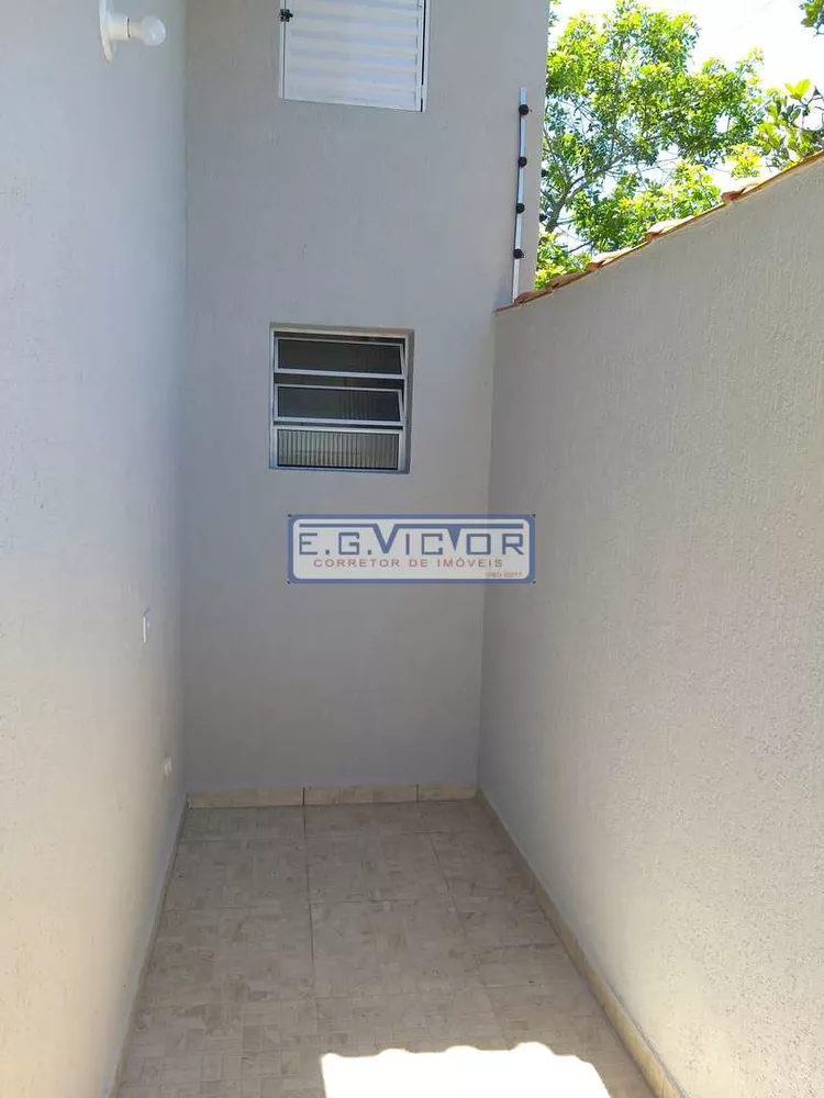 Casa à venda com 2 quartos, 1m² - Foto 11