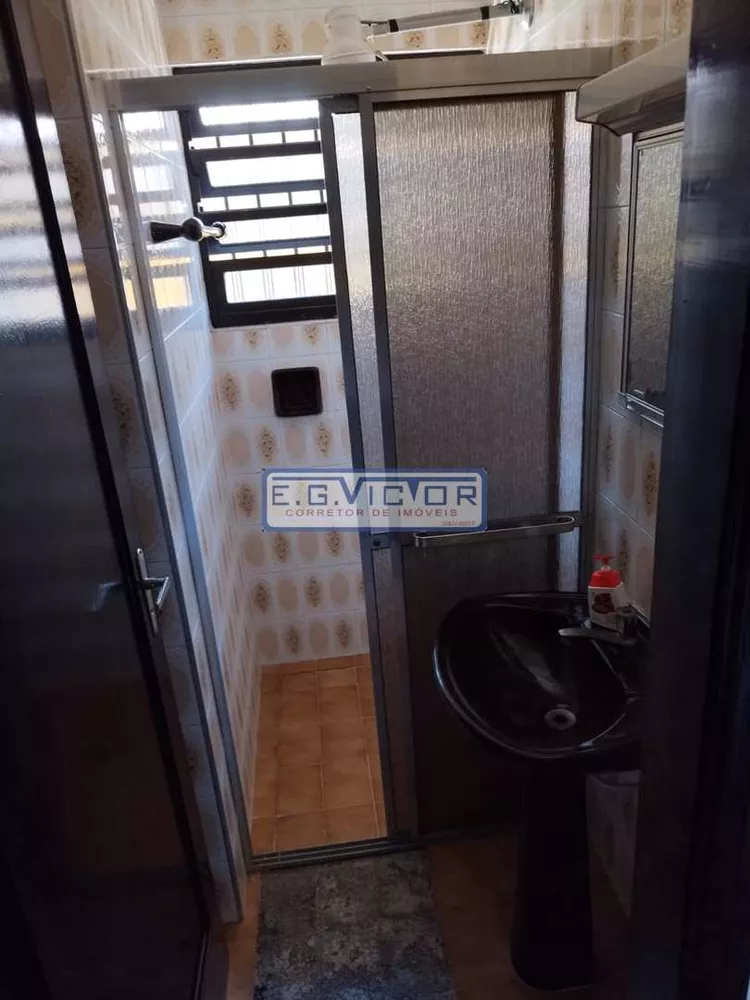 Casa, 3 quartos, 222 m² - Foto 2