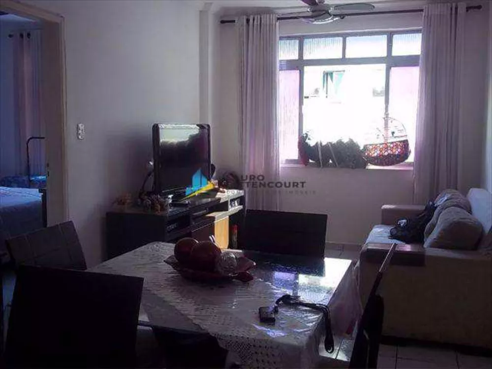 Apartamento à venda com 1 quarto, 50m² - Foto 2