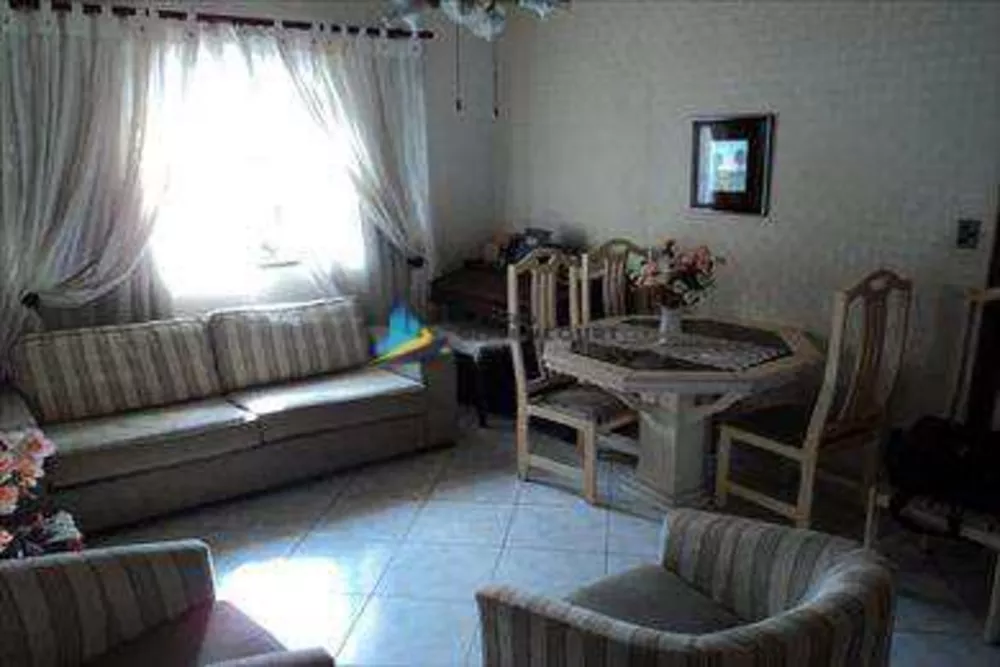 Apartamento à venda com 3 quartos, 95m² - Foto 1