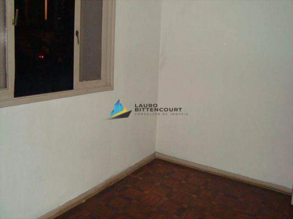 Apartamento à venda com 2 quartos, 75m² - Foto 2