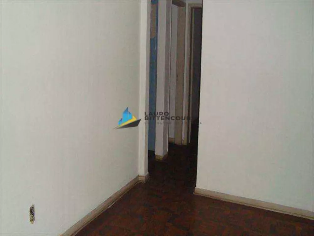 Apartamento à venda com 2 quartos, 75m² - Foto 1