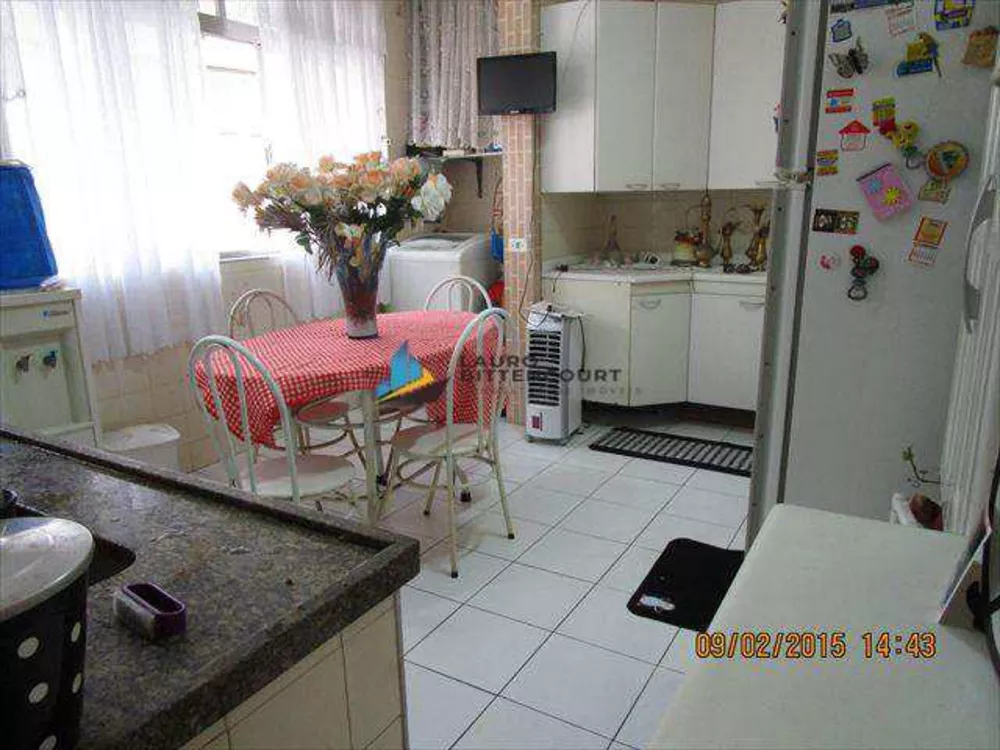 Apartamento à venda com 2 quartos, 67m² - Foto 3