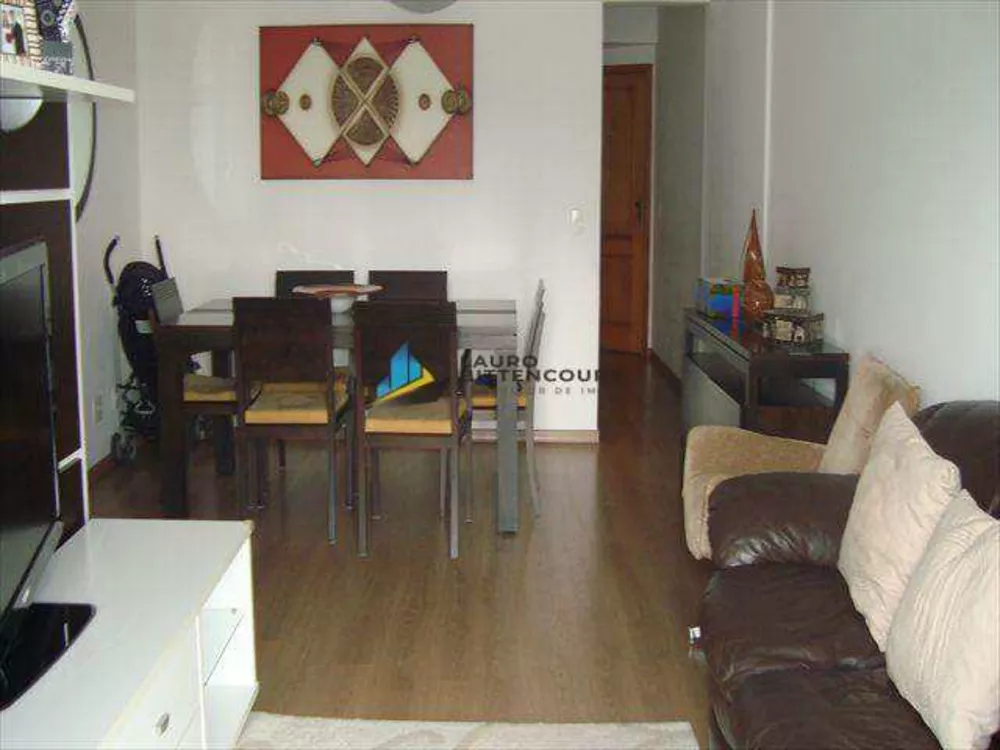 Apartamento à venda com 3 quartos, 107m² - Foto 4