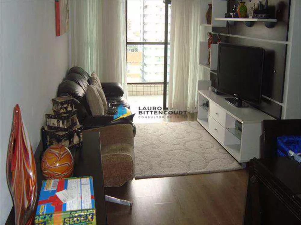 Apartamento à venda com 3 quartos, 107m² - Foto 1