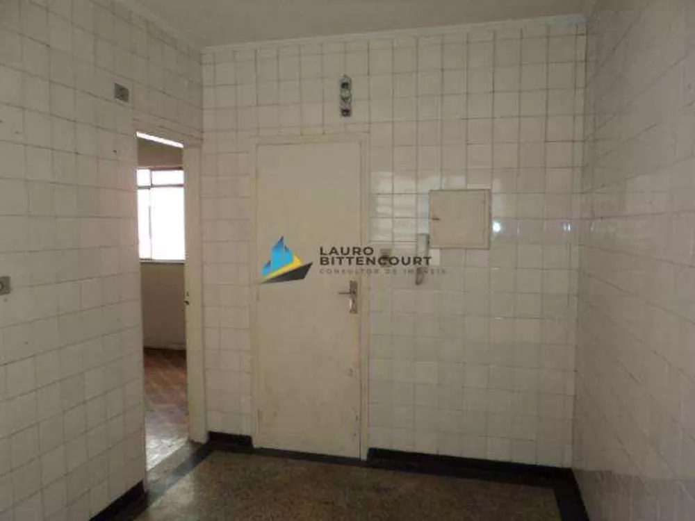 Apartamento à venda com 3 quartos, 120m² - Foto 2