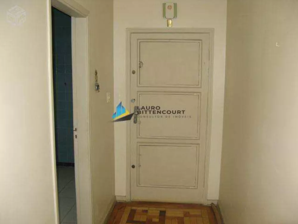 Apartamento à venda com 2 quartos, 105m² - Foto 2