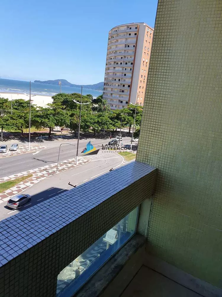 Apartamento para alugar com 2 quartos, 111m² - Foto 3