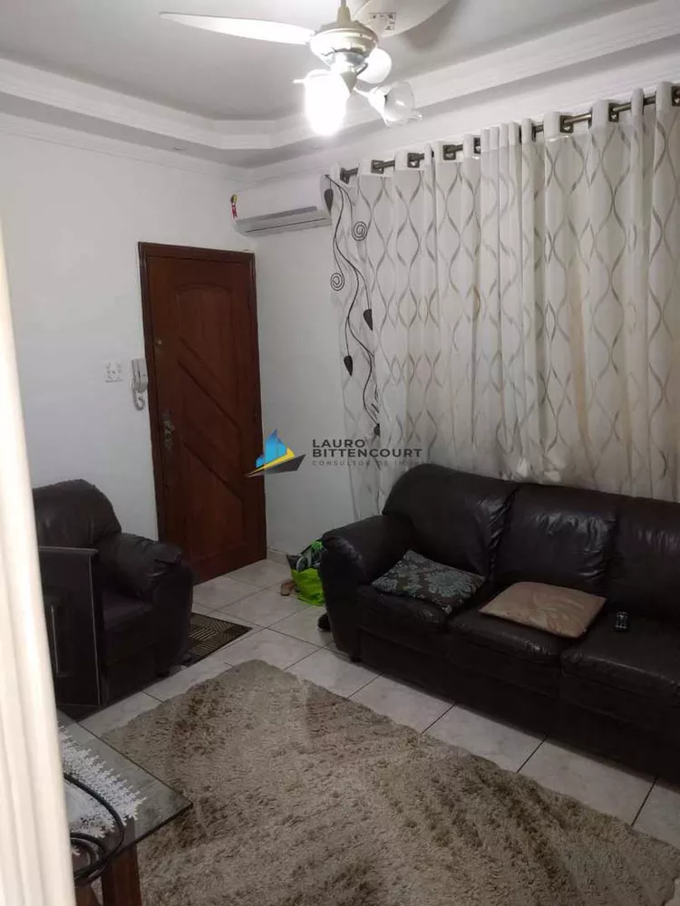 Apartamento à venda com 2 quartos, 70m² - Foto 1