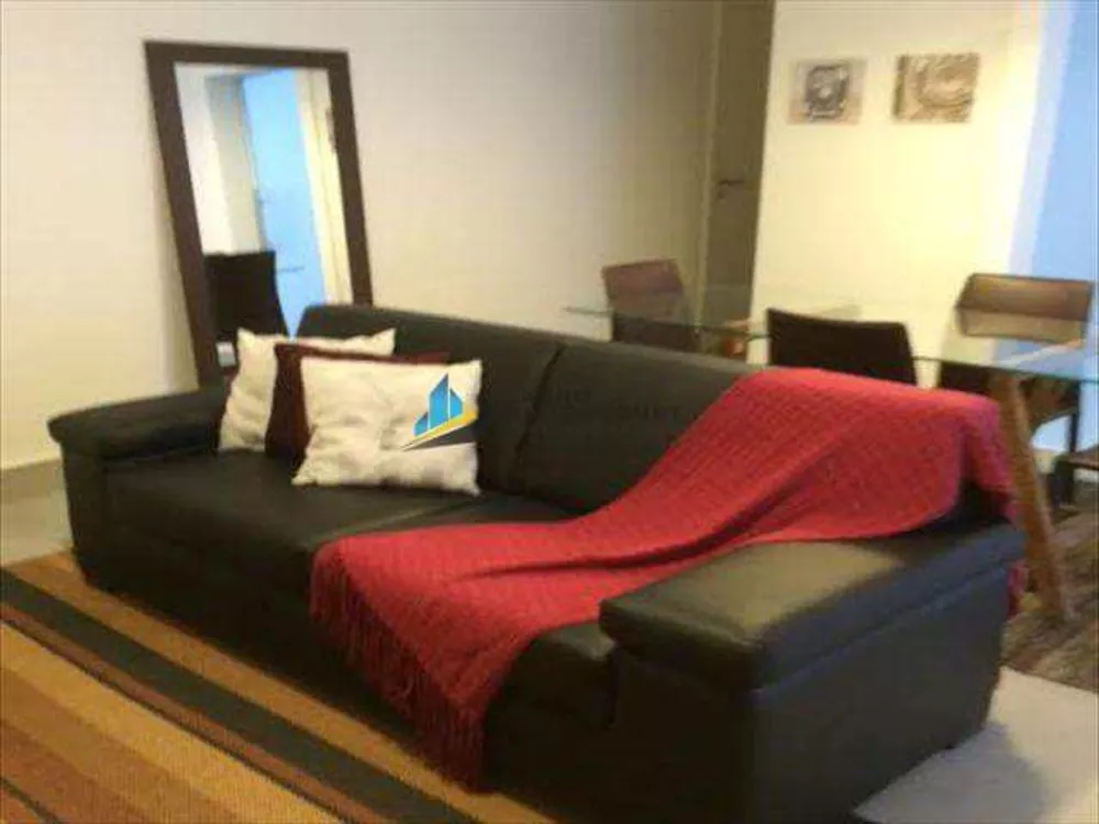 Apartamento à venda com 2 quartos, 77m² - Foto 4