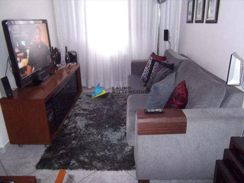 Apartamento à venda com 1 quarto, 44m² - Foto 2