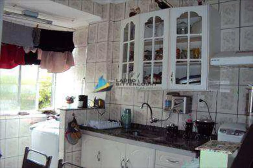 Apartamento à venda com 3 quartos, 80m² - Foto 2