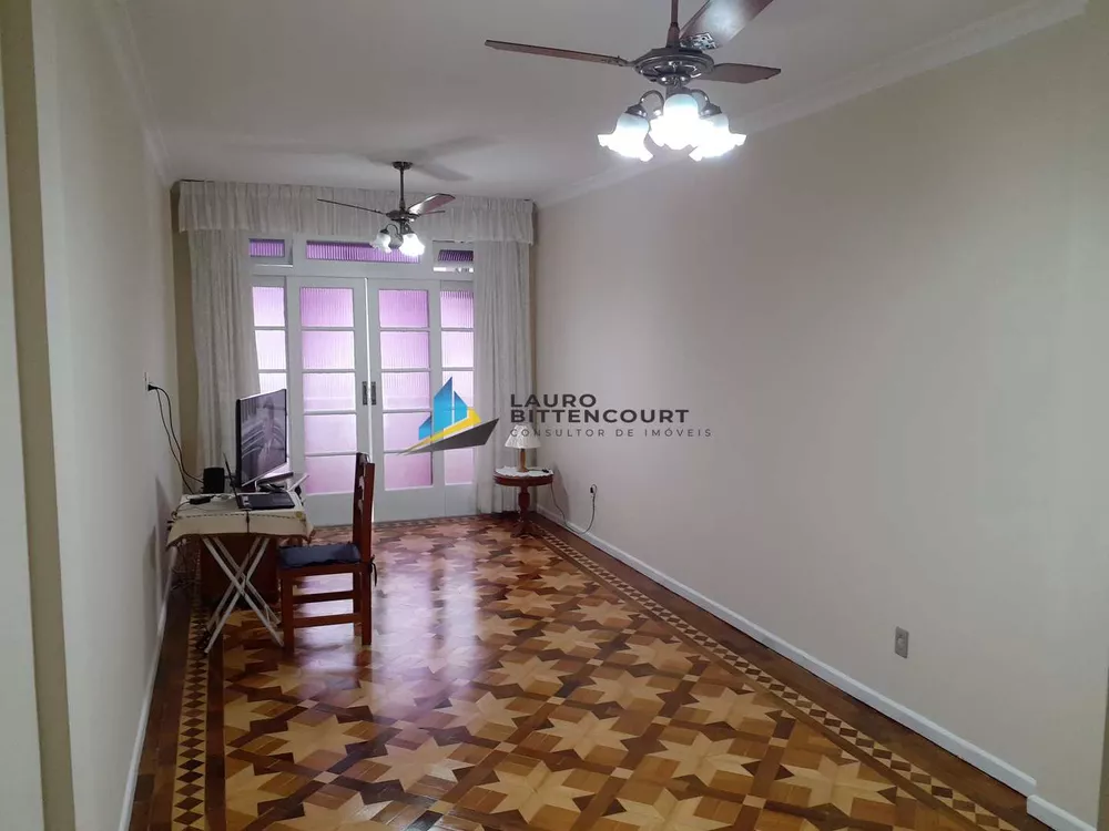 Apartamento à venda com 3 quartos, 130m² - Foto 1