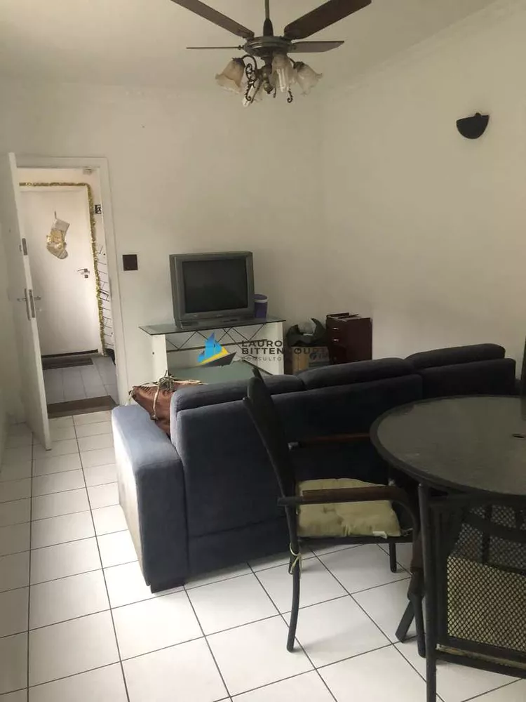 Apartamento à venda com 2 quartos, 65m² - Foto 1