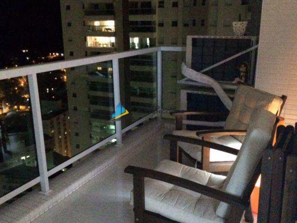 Apartamento à venda com 2 quartos, 77m² - Foto 1