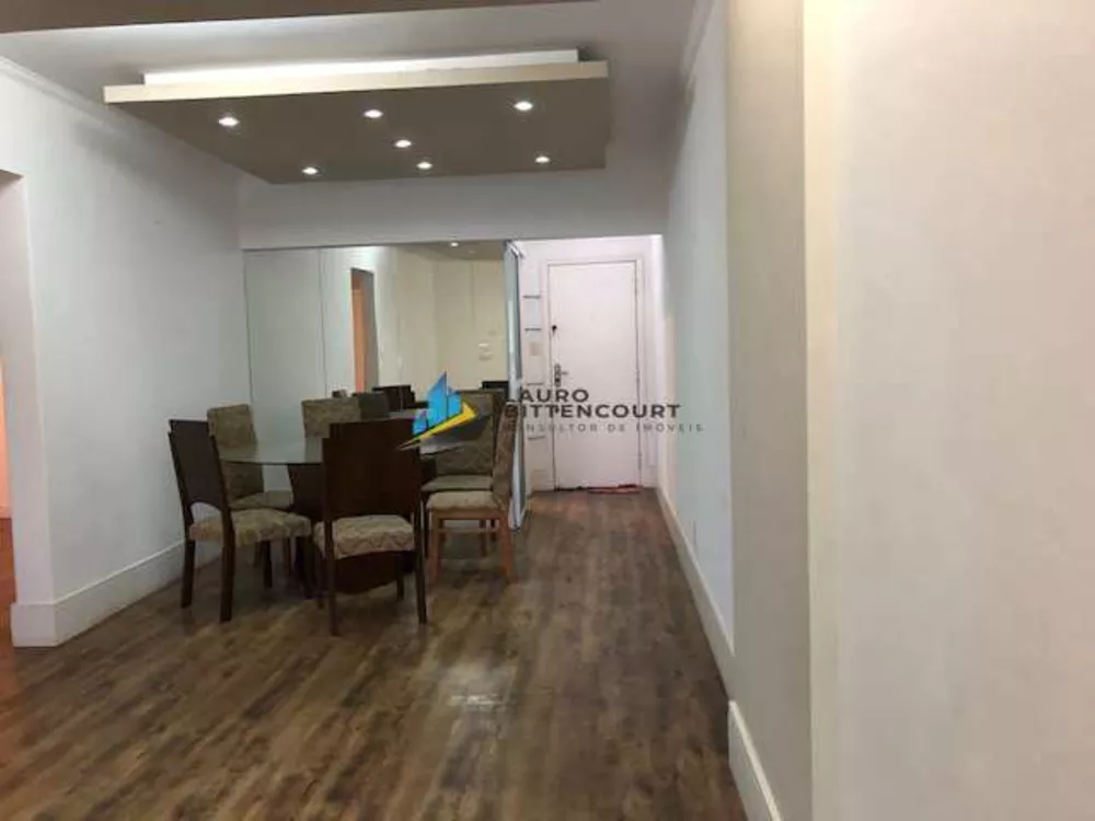 Apartamento à venda com 3 quartos, 140m² - Foto 2