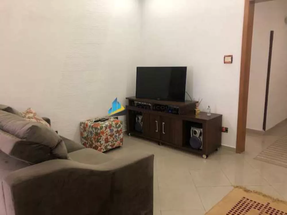 Apartamento à venda com 3 quartos, 136m² - Foto 2