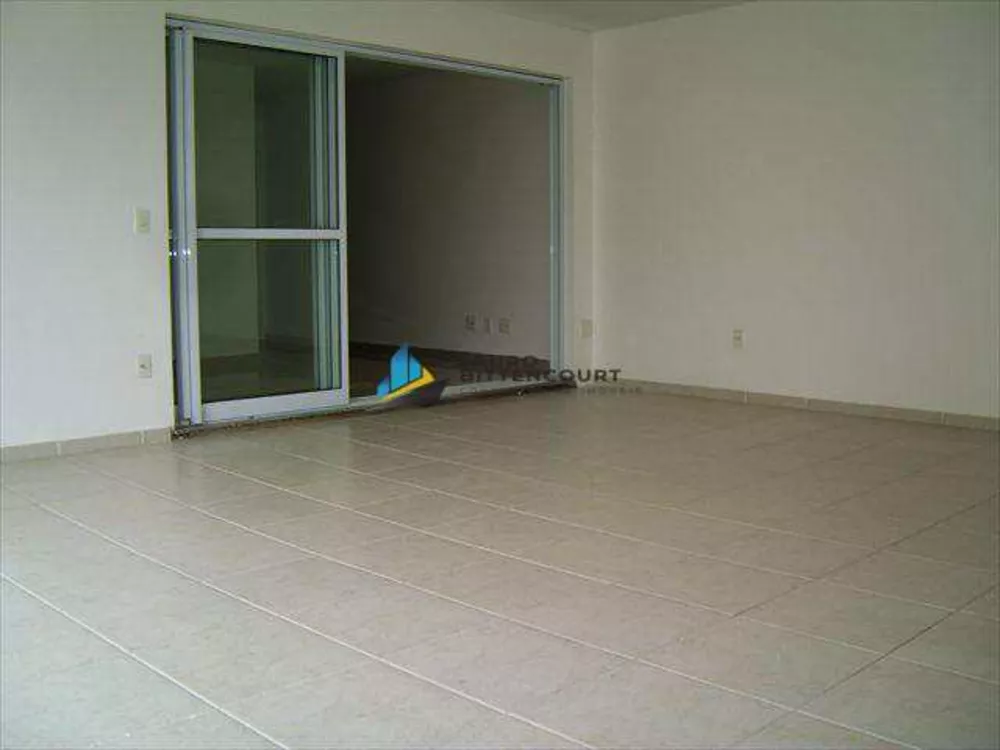 Apartamento à venda com 2 quartos, 155m² - Foto 1