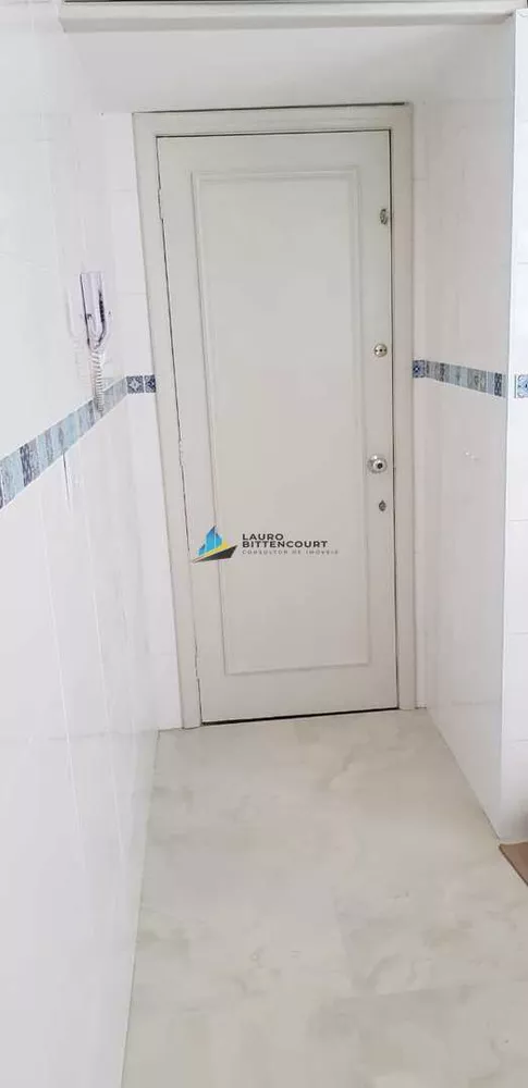 Apartamento à venda com 3 quartos, 107m² - Foto 4