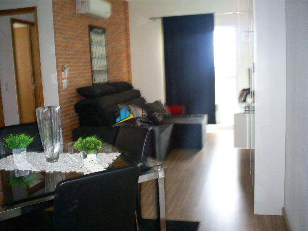 Apartamento à venda com 2 quartos, 69m² - Foto 3