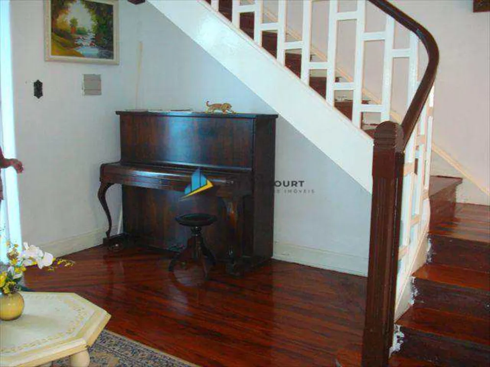 Sobrado, 3 quartos, 240 m² - Foto 1