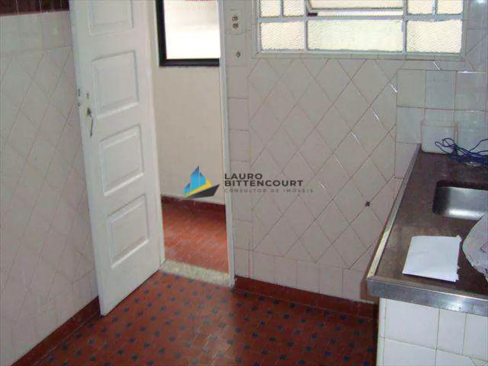 Apartamento à venda com 2 quartos, 75m² - Foto 4