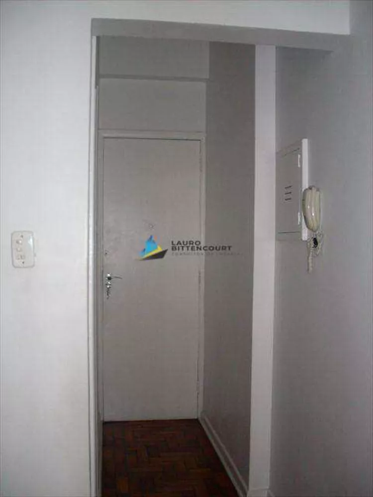 Apartamento à venda com 1 quarto, 60m² - Foto 1