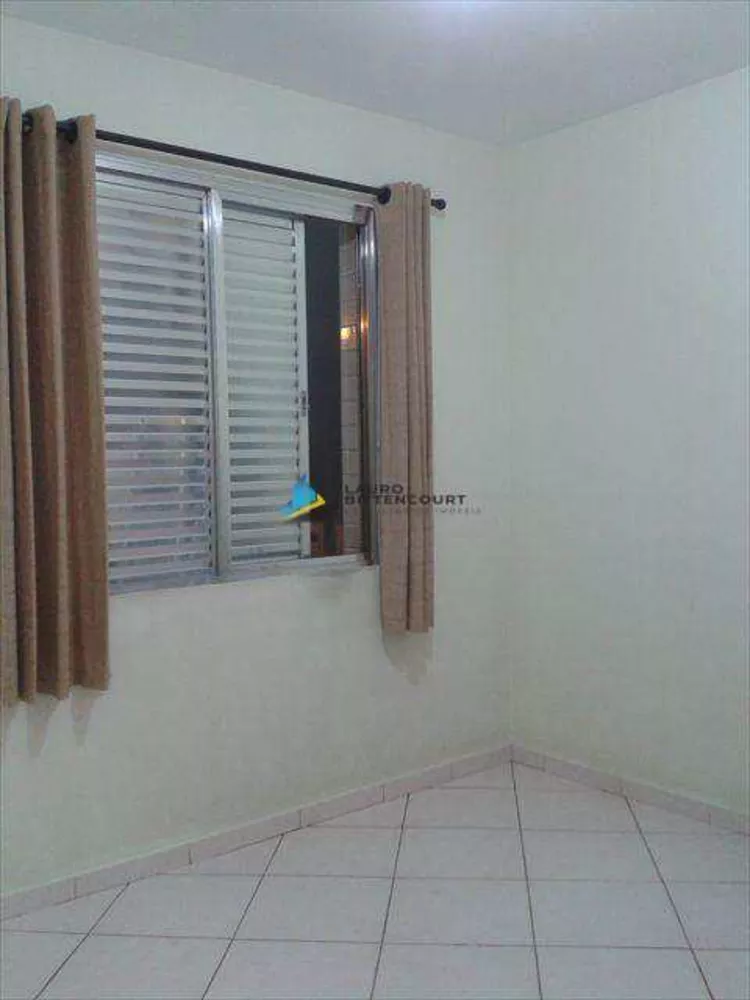 Apartamento à venda com 2 quartos, 62m² - Foto 3