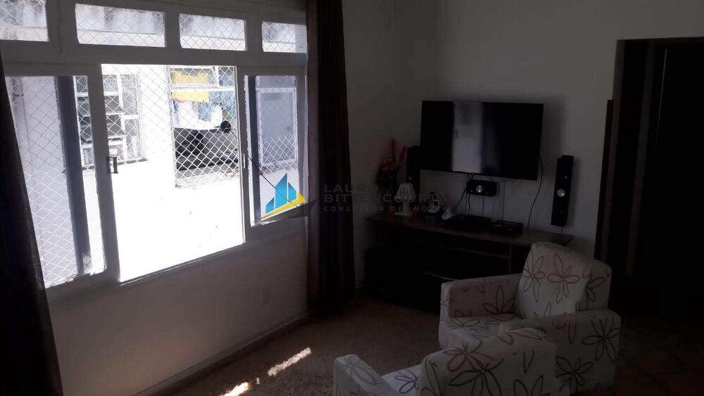Apartamento à venda com 2 quartos, 62m² - Foto 2