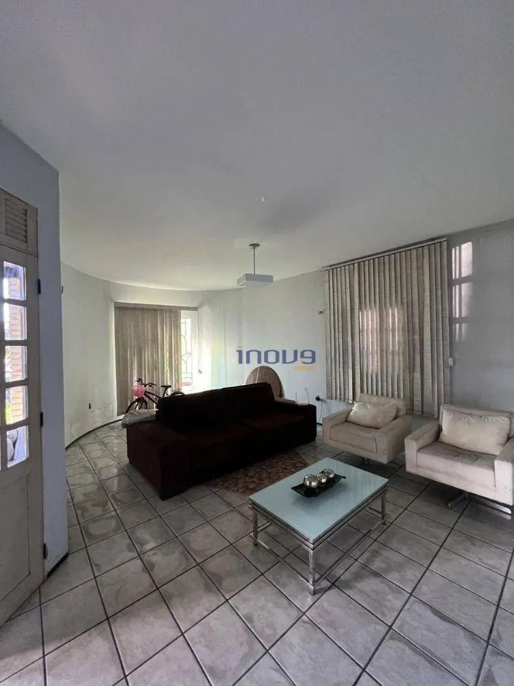 Casa, 3 quartos, 230 m² - Foto 16