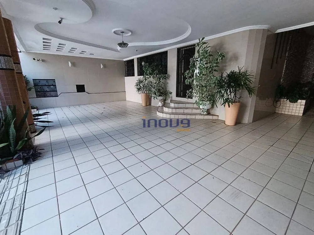 Casa, 10 quartos, 776 m² - Foto 2