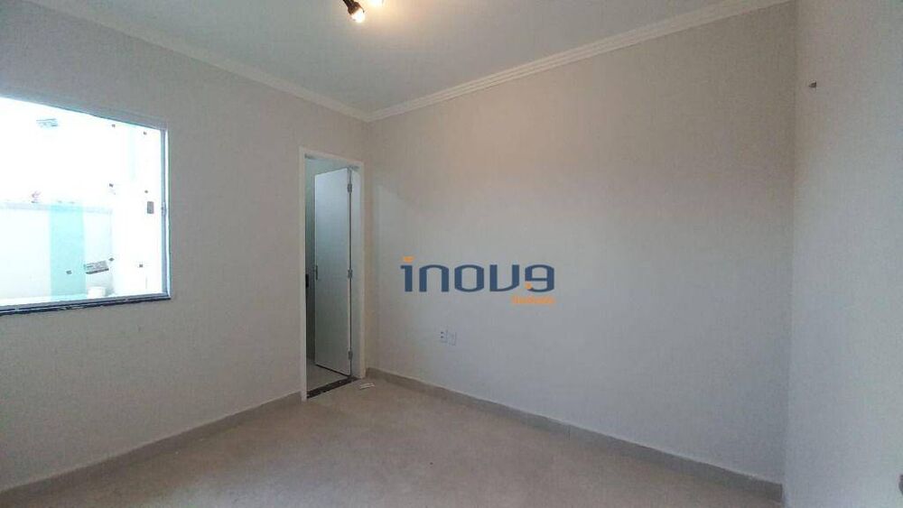 Casa, 4 quartos, 260 m² - Foto 1