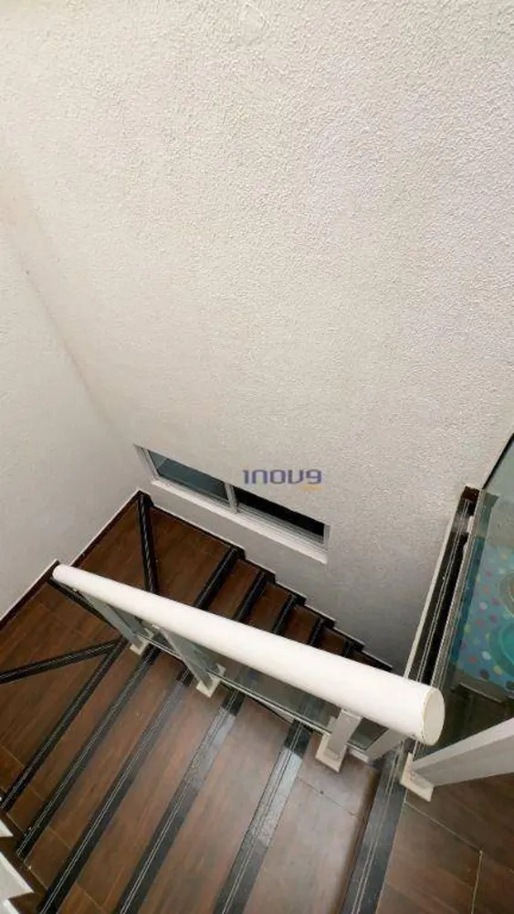 Casa, 4 quartos, 230 m² - Foto 11