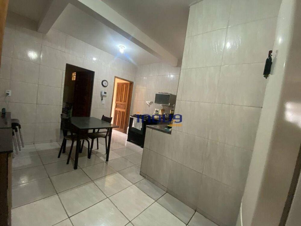 Casa, 4 quartos, 203 m² - Foto 8