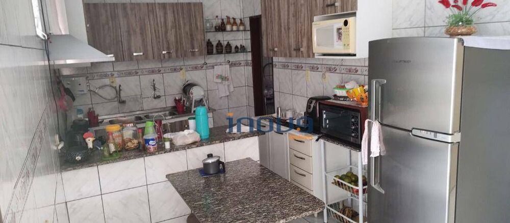 Casa, 3 quartos, 110 m² - Foto 2