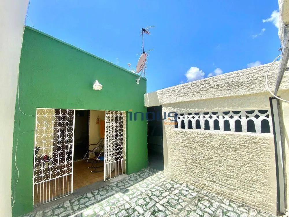 Casa, 3 quartos - Foto 1