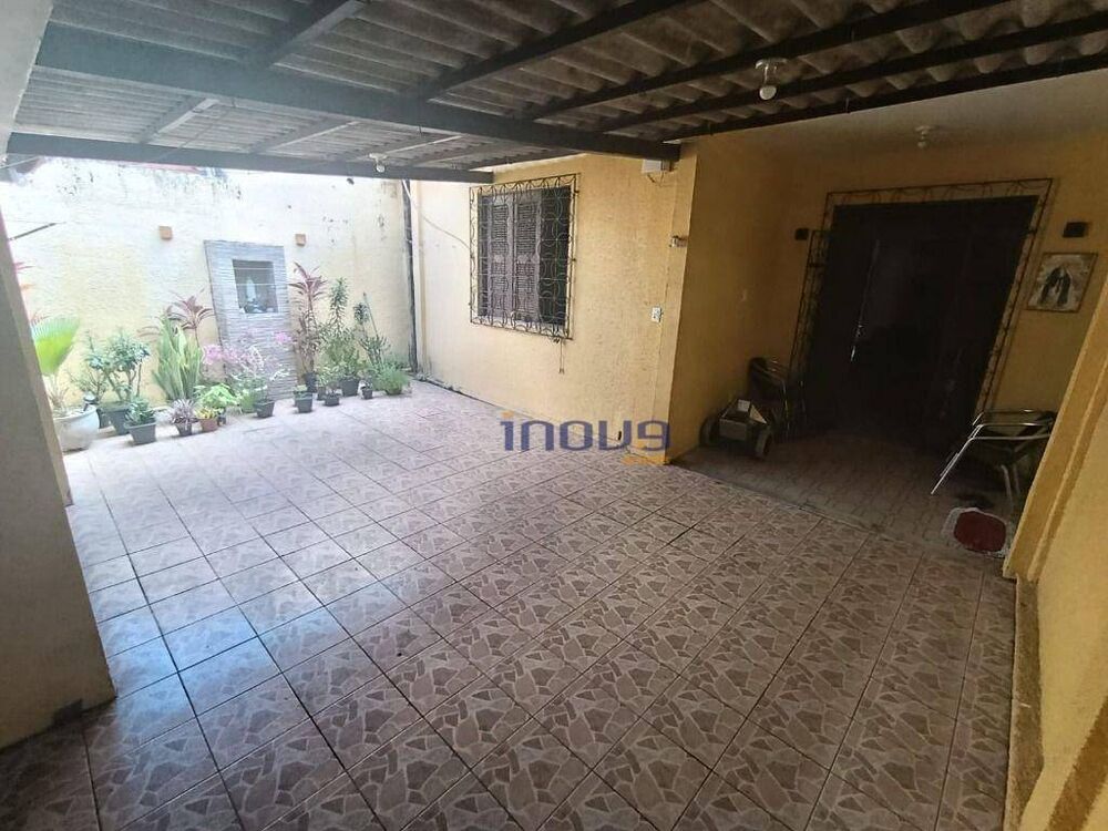 Casa à venda com 3 quartos, 98M2 - Foto 2