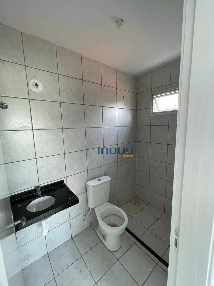 Casa à venda com 2 quartos, 100m² - Foto 2