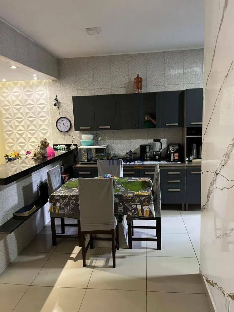 Casa, 3 quartos, 190 m² - Foto 8