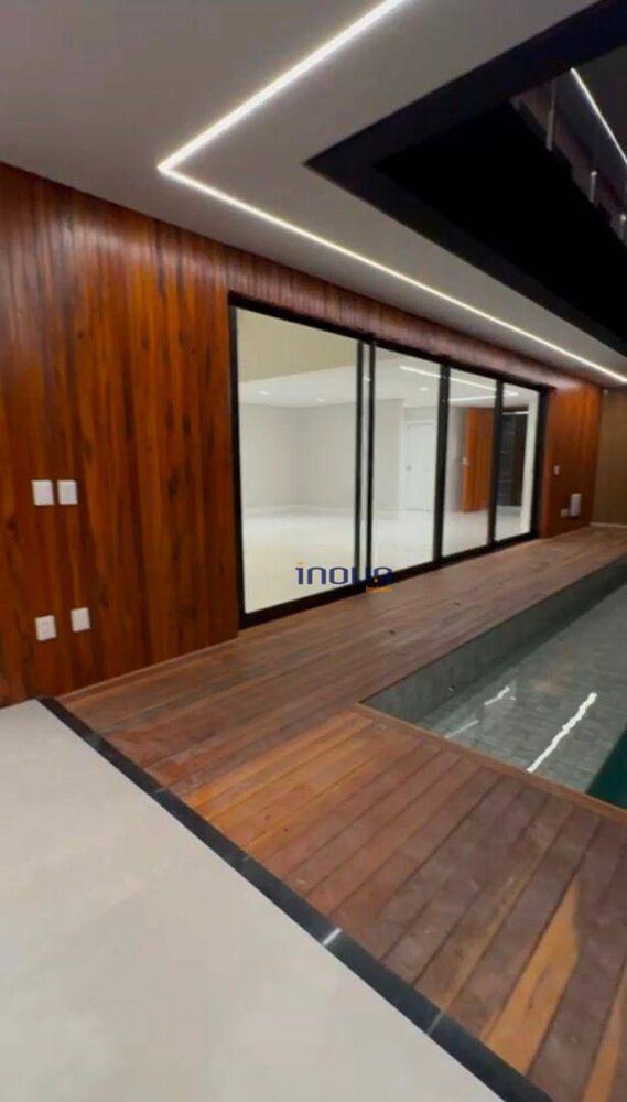 Casa à venda com 4 quartos, 318m² - Foto 5