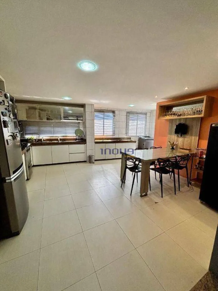 Apartamento, 4 quartos, 214 m² - Foto 8