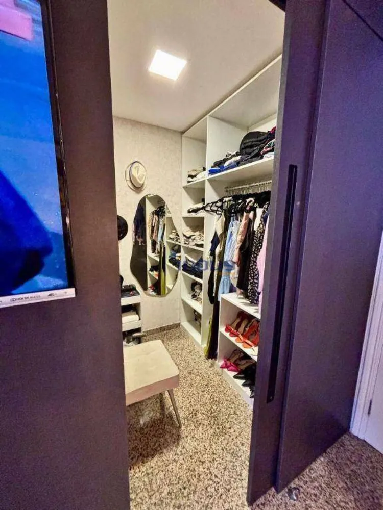 Apartamento, 4 quartos, 214 m² - Foto 13