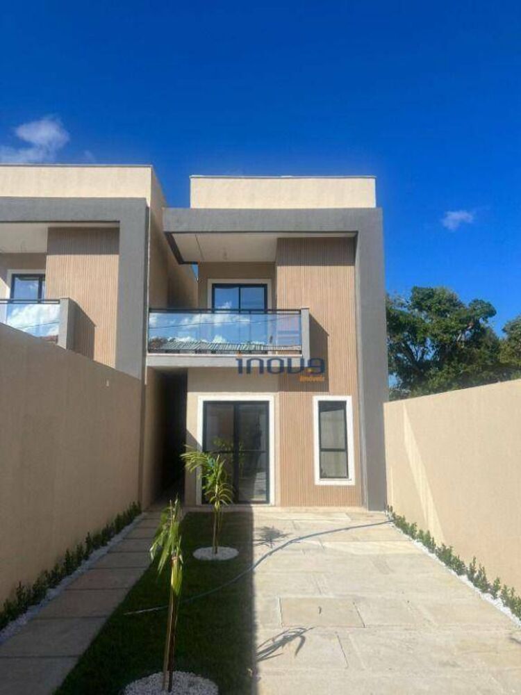 Casa à venda com 3 quartos, 91m² - Foto 1