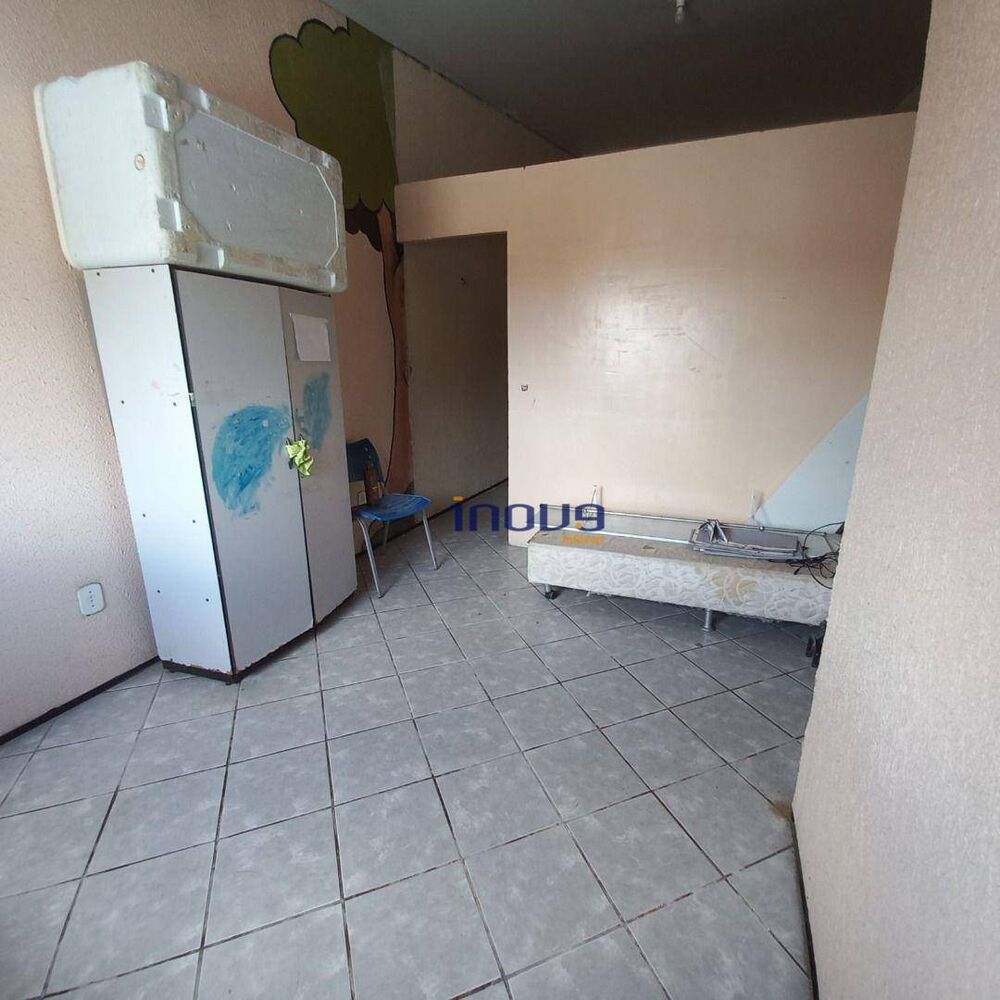 Casa, 4 quartos, 300 m² - Foto 4