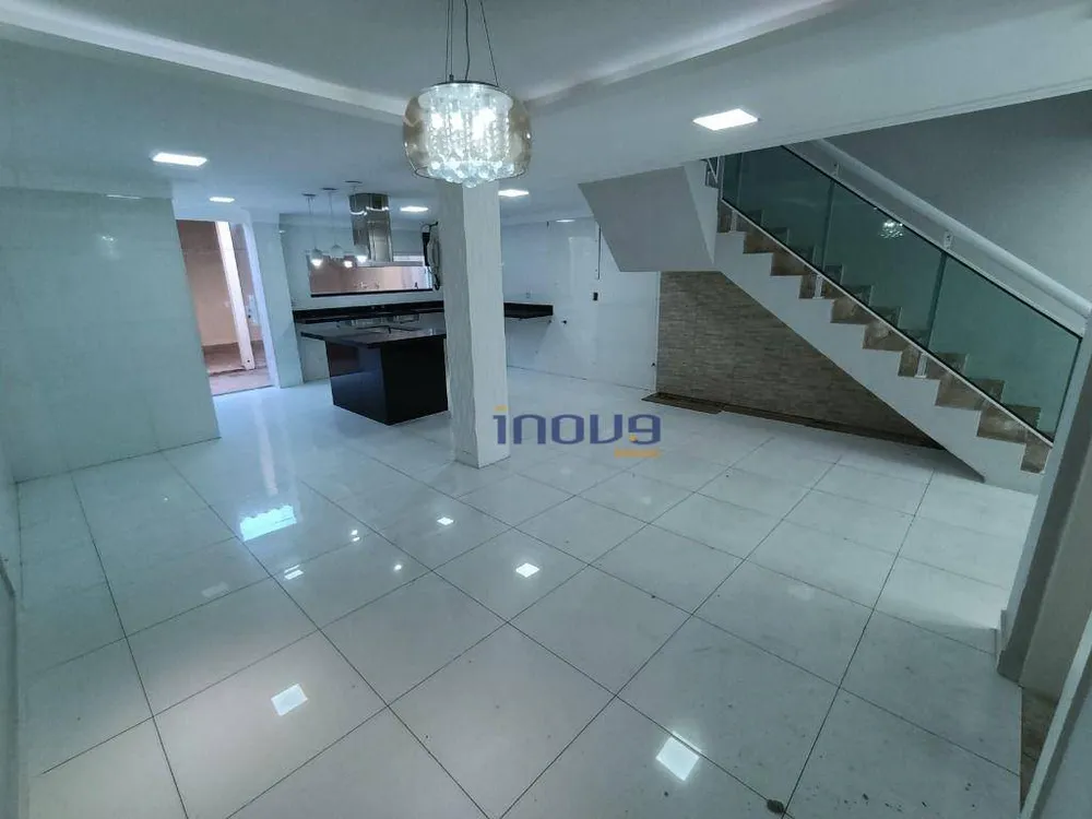 Casa, 3 quartos, 143 m² - Foto 4