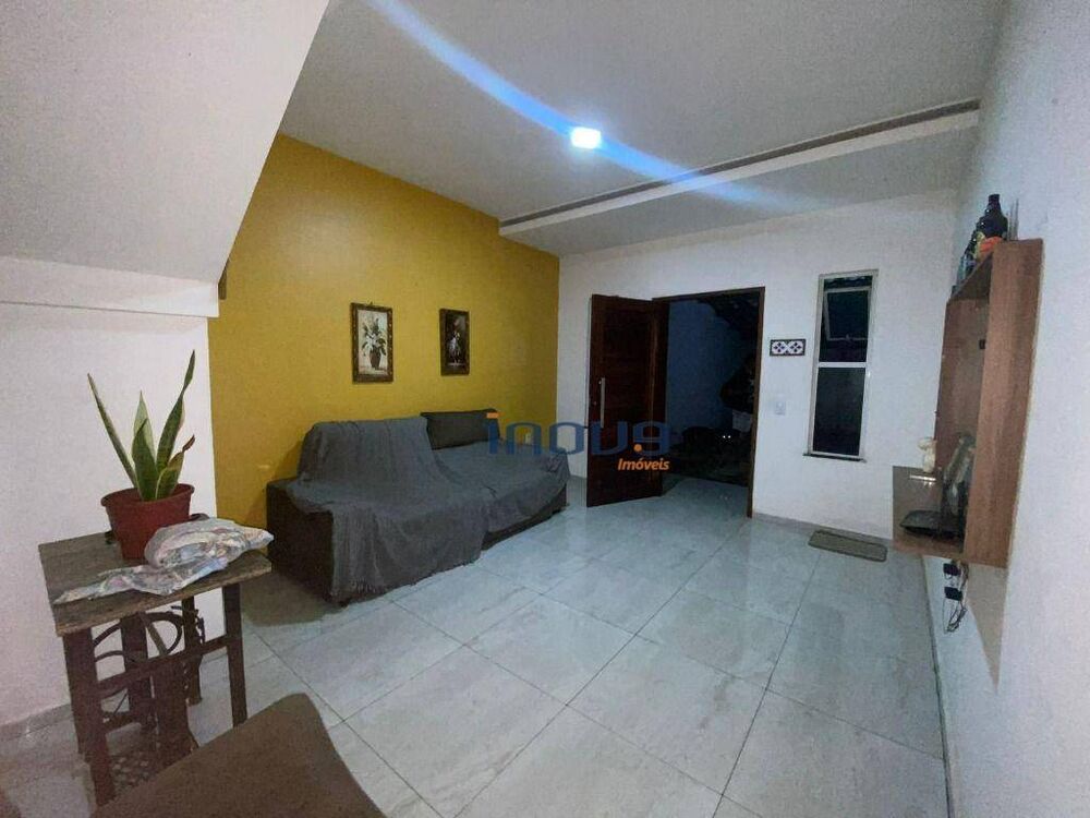 Casa, 2 quartos, 90 m² - Foto 1